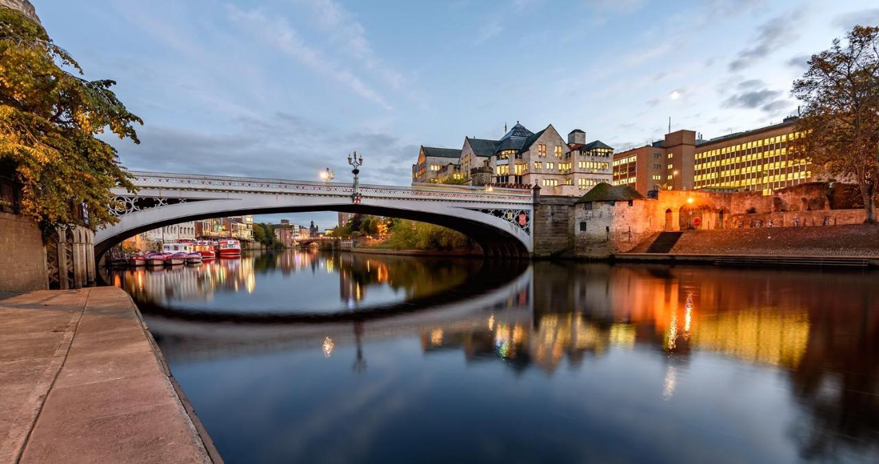 The Clifford Gathering York - Sleeps Up To 10 Eksteriør bilde